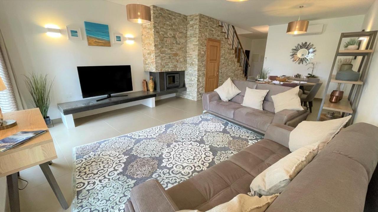 Villa Cascata, 3 Bedroom, Pool, Close To Olhos De Agua Албуфейра Екстериор снимка