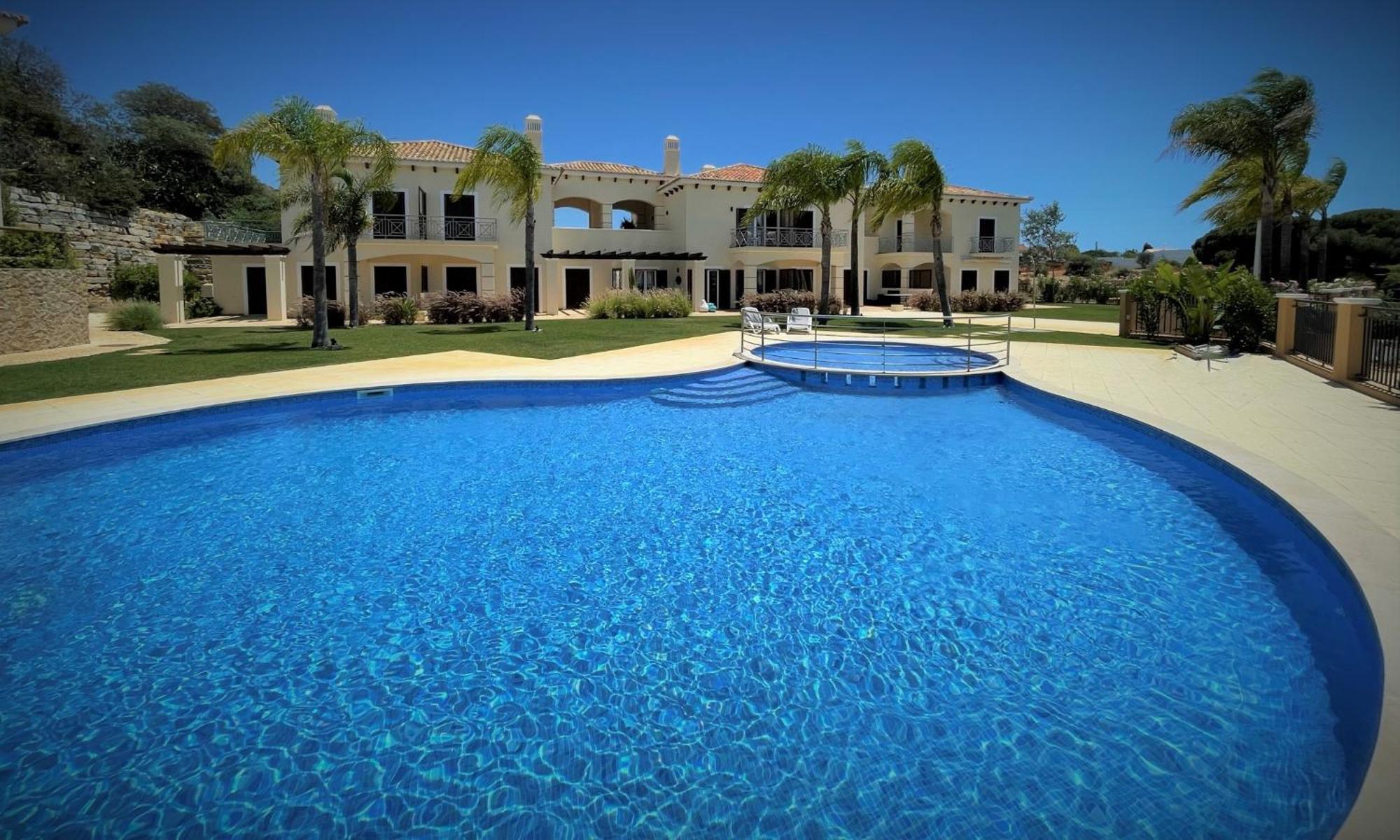 Villa Cascata, 3 Bedroom, Pool, Close To Olhos De Agua Албуфейра Екстериор снимка