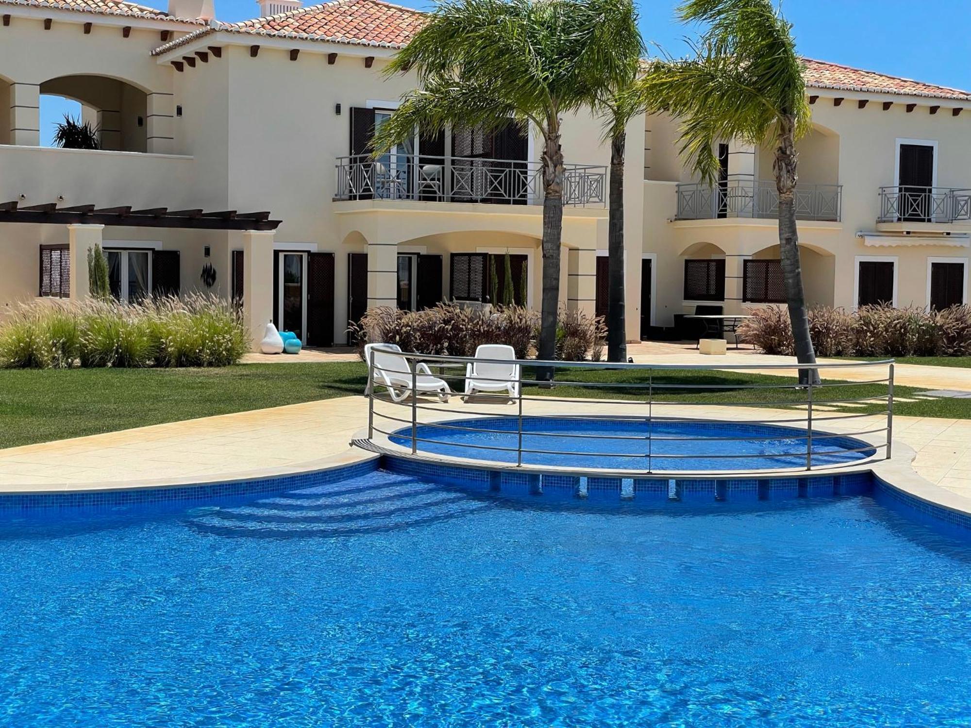 Villa Cascata, 3 Bedroom, Pool, Close To Olhos De Agua Албуфейра Екстериор снимка